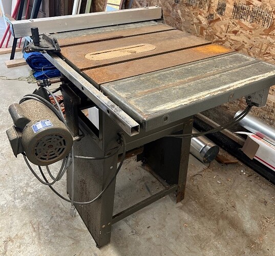 Foremost Machinery Company Model 047A 10-Inch Table Saw_2