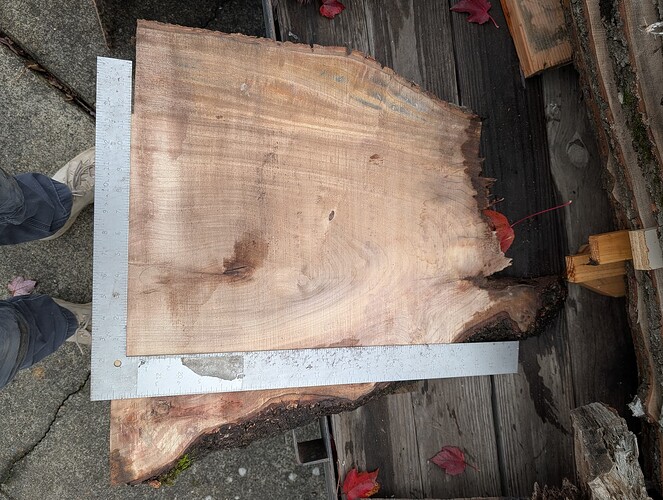 PXL_20251128_212533041